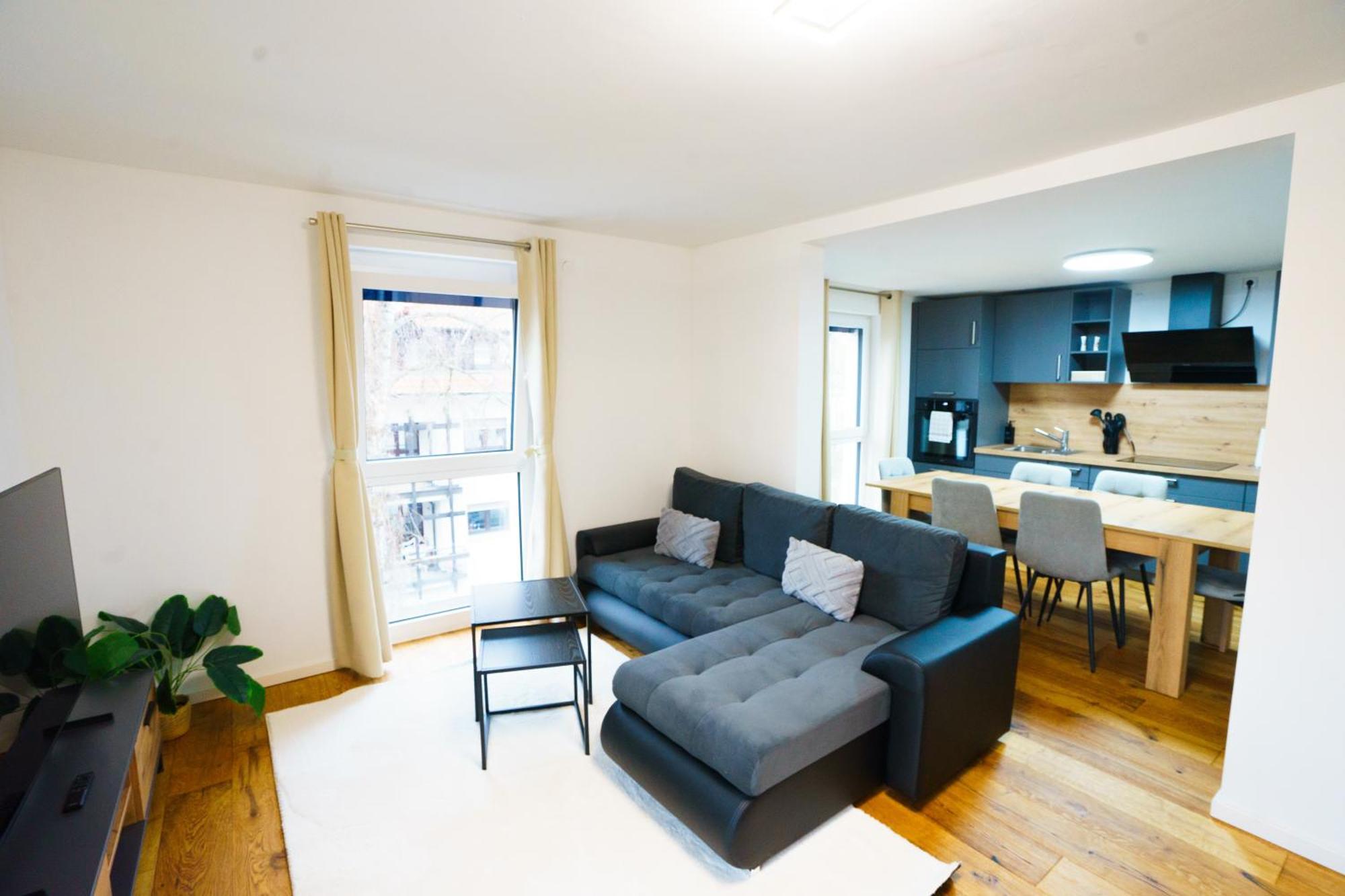 Prestige Apartments - Urban Lofts Ройтлинген Экстерьер фото